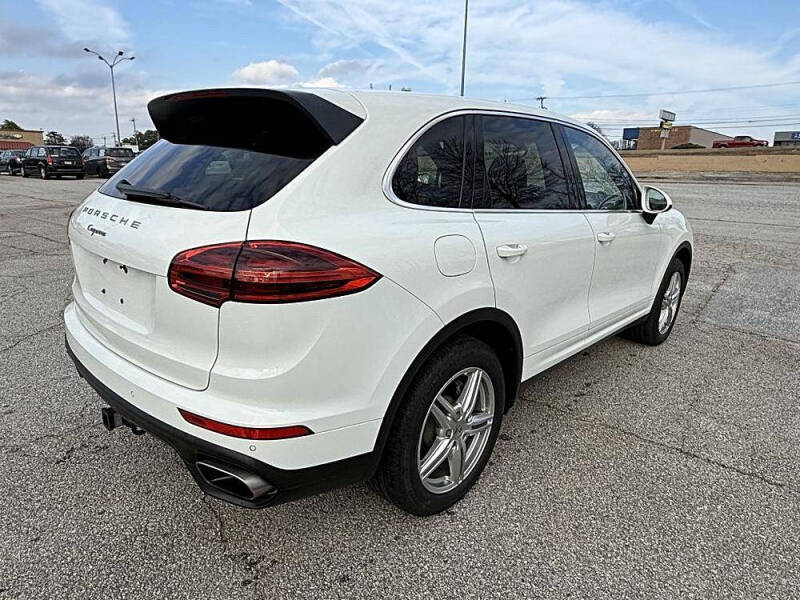 2016 Porsche Cayenne