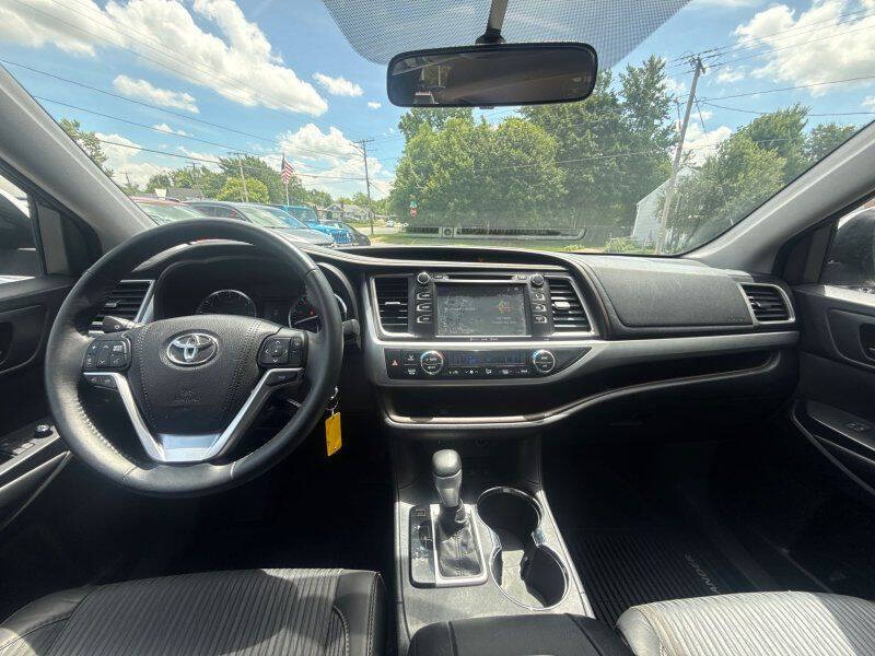 2016 Toyota Highlander