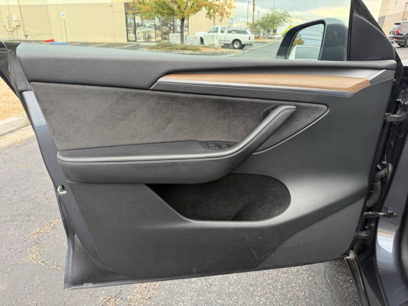 2022 Tesla Model Y Long Range