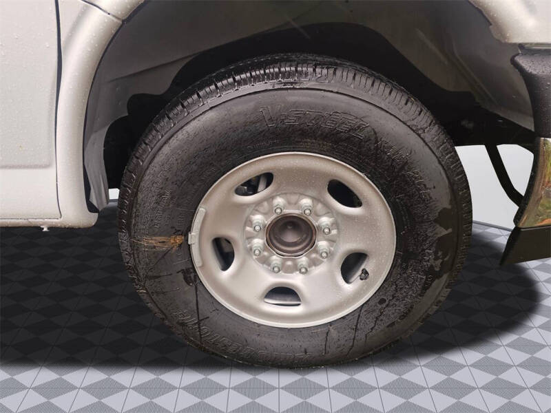 2025 Chevrolet Express 2500