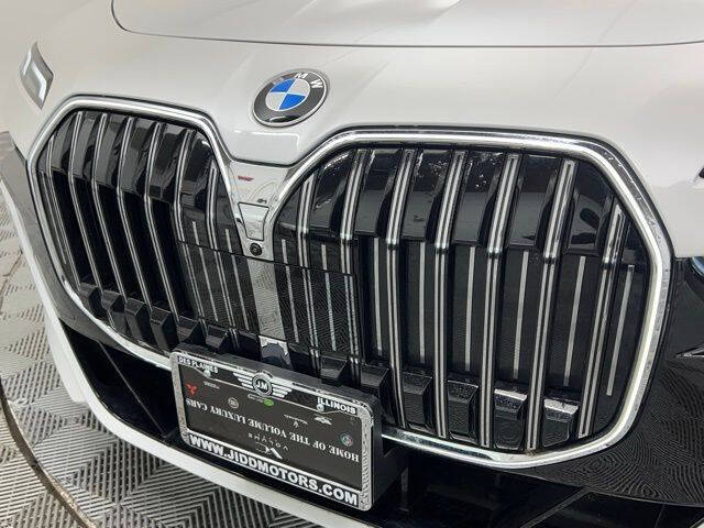 2025 BMW 7 Series 740i xDrive