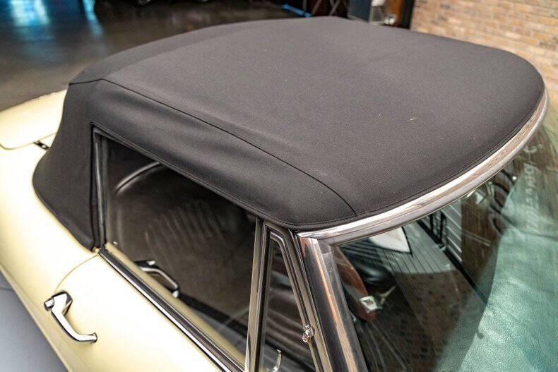 1967 Alfa Romeo Spider