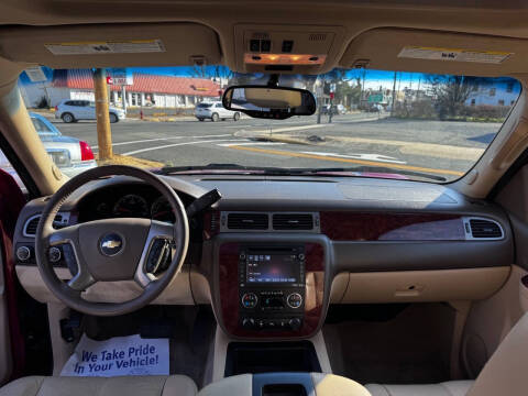 2014 Chevrolet Suburban LT