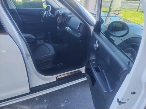 2017 MINI Countryman Cooper