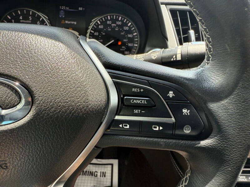 2022 Infiniti Q50 Luxe