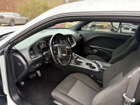 2020 Dodge Challenger SXT