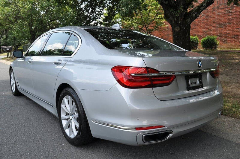 2019 BMW 7 Series 740i
