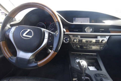 2013 Lexus ES 300h