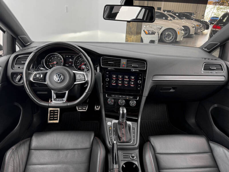 2019 Volkswagen Golf GTI SE