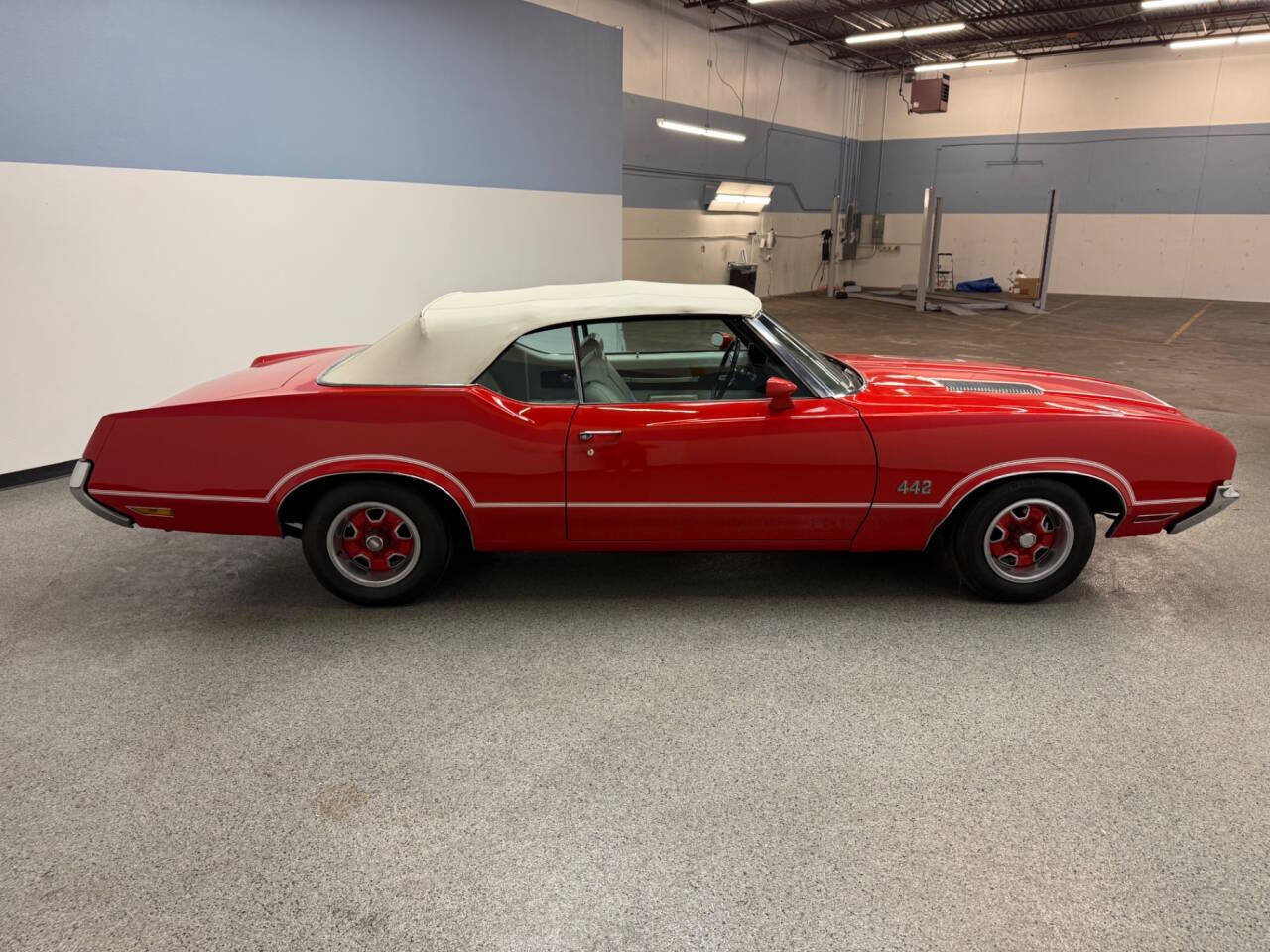1972 Oldsmobile Cutlass Supreme 11