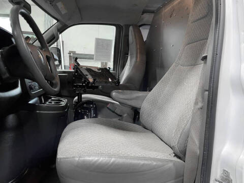 2021 Chevrolet Express 2500