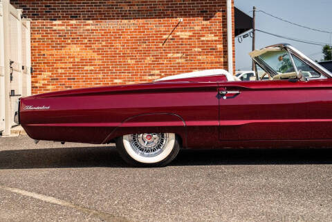 1965 Ford Thunderbird