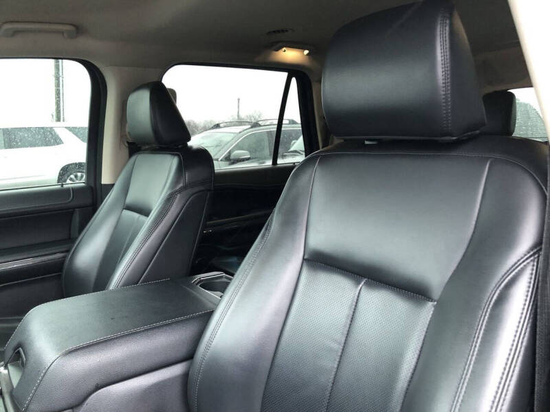 2023 Ford Expedition XLT