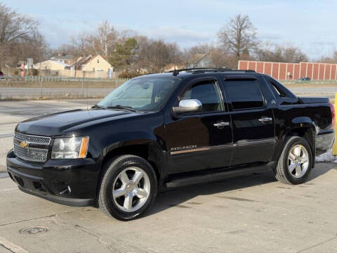 2013 Chevrolet Avalanche LTZ Black Diamond
