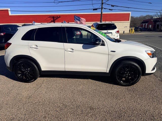 2017 Mitsubishi Outlander Sport ES