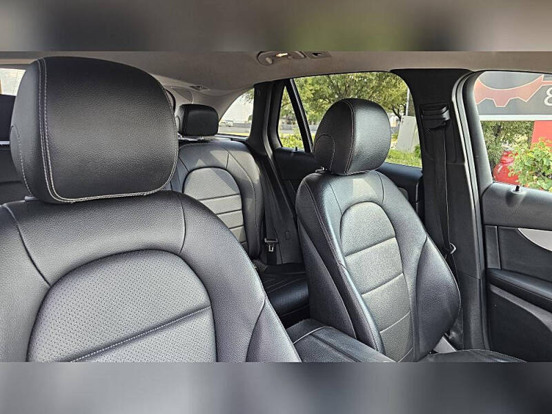 2019 Mercedes-Benz GLC GLC 300