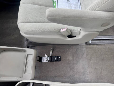 2013 Toyota Sienna L 7-Passenger