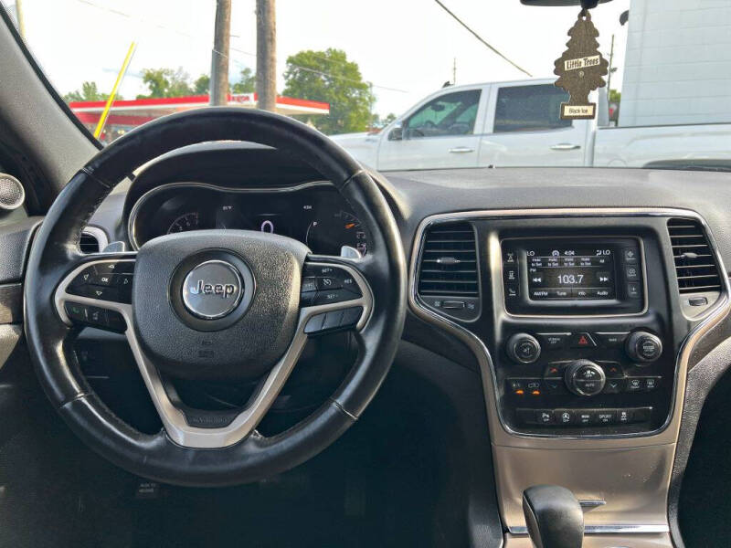 2017 Jeep Grand Cherokee Laredo