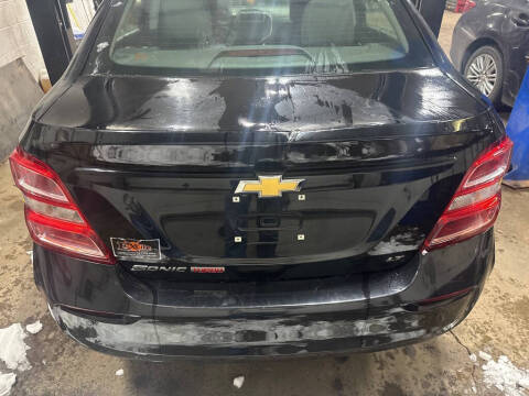 2017 Chevrolet Sonic LT Auto