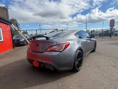 2013 Hyundai Genesis Coupe 2.0T R-Spec