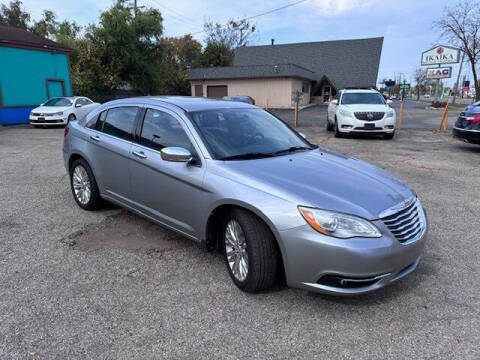 2013 Chrysler 200 Limited