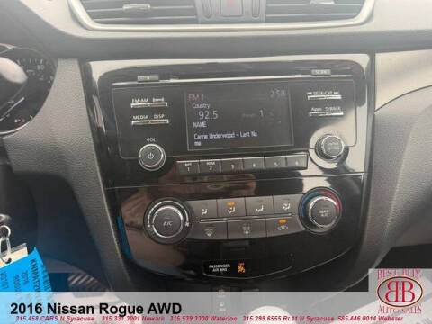 2016 Nissan Rogue SV
