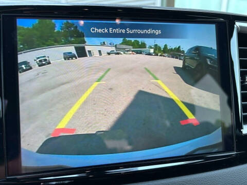 2025 Chrysler Voyager LX