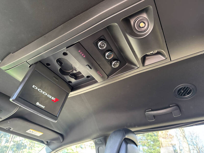 2016 Dodge Grand Caravan SXT Plus