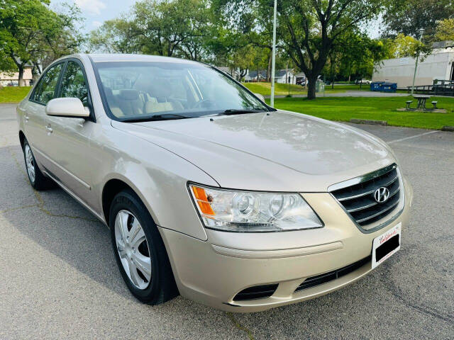 2009 Hyundai SONATA for sale at Two Brothers Auto Sales LLC in Orangevale, CA