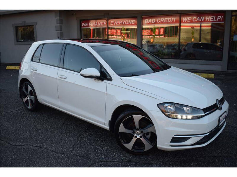 2020 Volkswagen Golf TSI