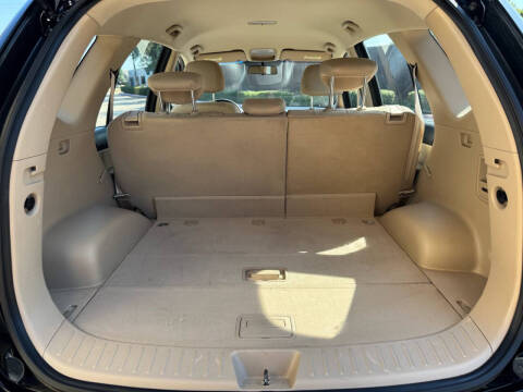 2008 Kia Rondo LX