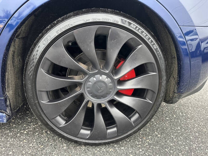 2023 Tesla Model Y Performance