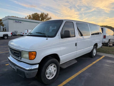 2004 Ford E-Series E-350 SD