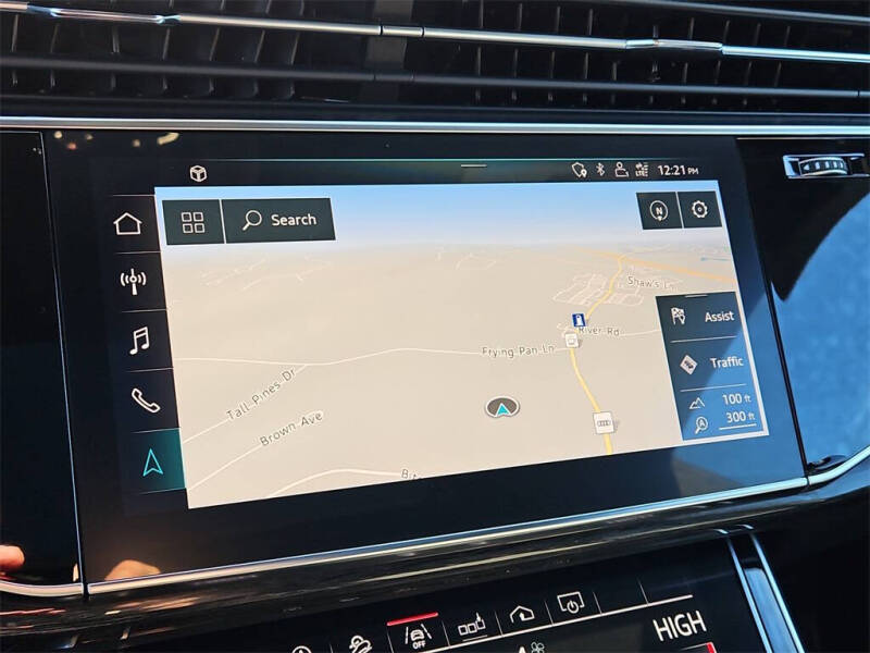 2019 Audi Q8 quattro Premium Plus 55 TFSI