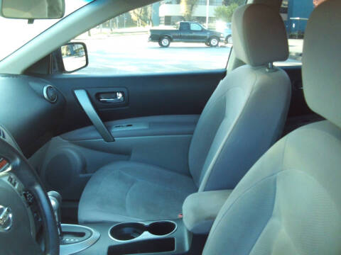 2011 Nissan Rogue S Krom