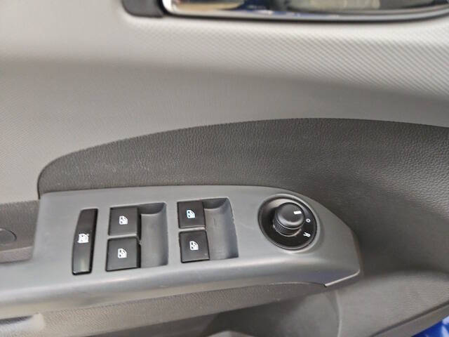 2013 Chevrolet Sonic LT Auto