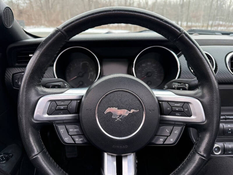 2016 Ford Mustang V6