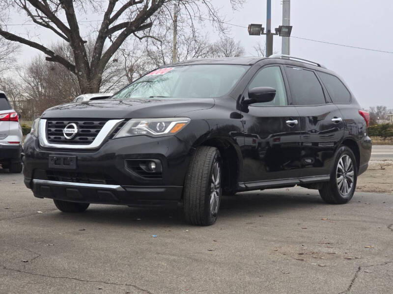 2019 Nissan Pathfinder SV