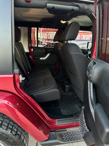 2013 Jeep Wrangler Unlimited Sahara