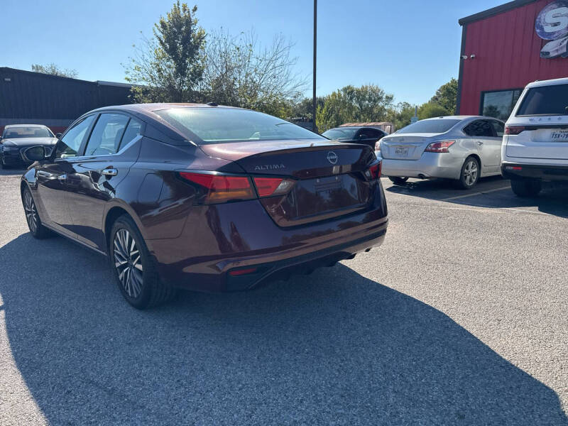 2023 Nissan Altima 2.5 SV