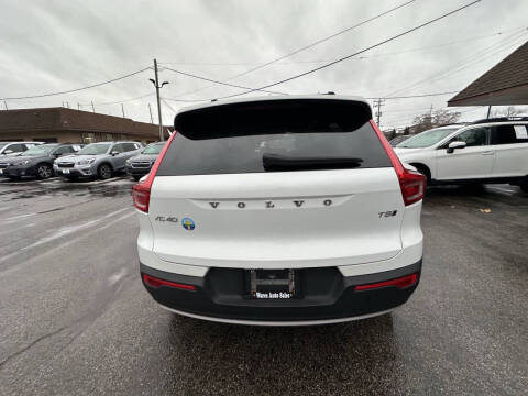 2019 Volvo XC40 T5 Momentum