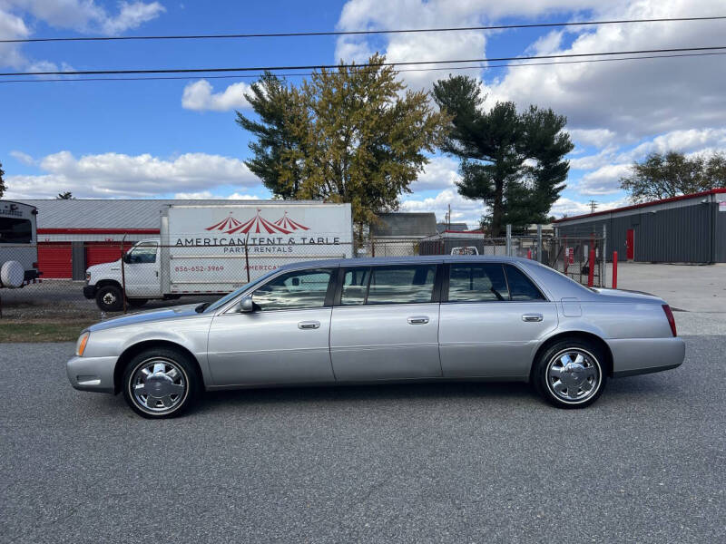 2004 Cadillac Professional CH