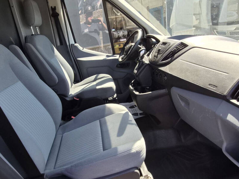 2015 Ford Transit 150