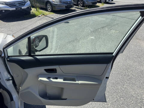 2012 Subaru Impreza 2.0i