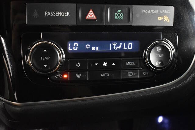 2018 Mitsubishi Outlander ES