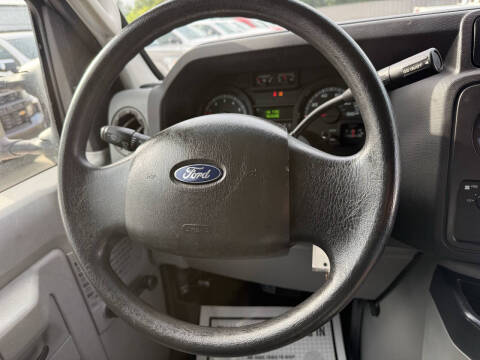 2014 Ford E-Series E-150