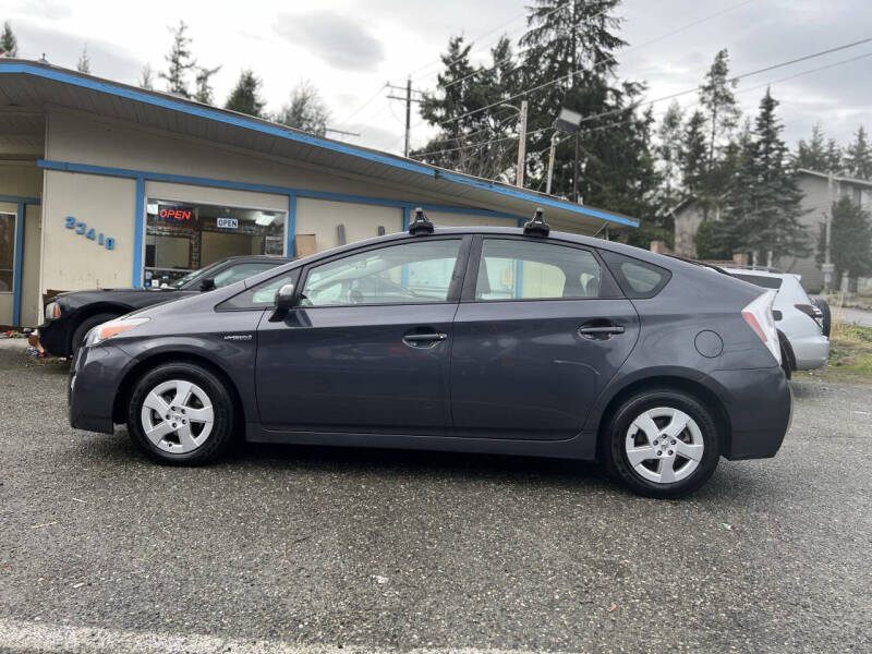 2010 Toyota Prius III