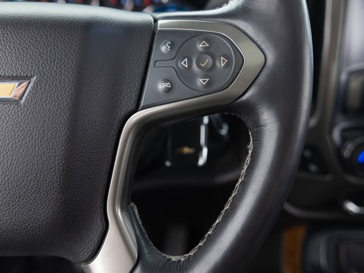Used Car 2017 Chevrolet Silverado 1500  High Country 4x4 4dr Crew Cab 5.8 Ft. Sb For Sale Under $25,000 In Coal City, Illinois
