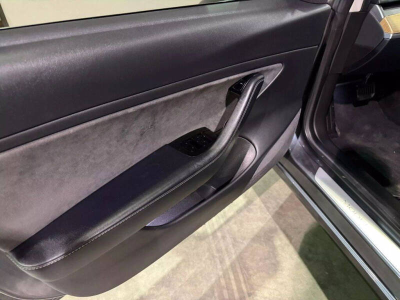 2018 Tesla Model 3 Standard