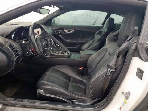 2017 Jaguar F-TYPE R